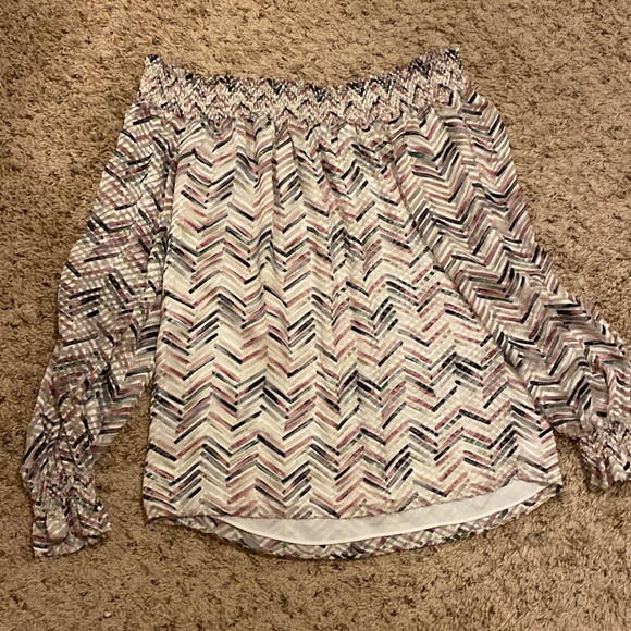 WHBM blouse - Picture 2 of 4